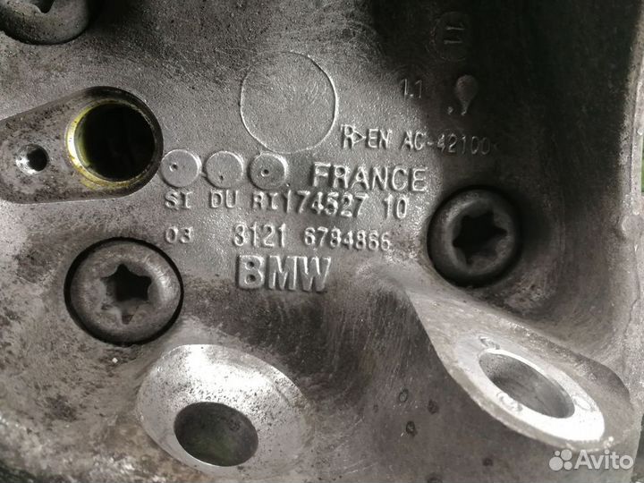 Кулак поворотный передний правый BMW X1 E84