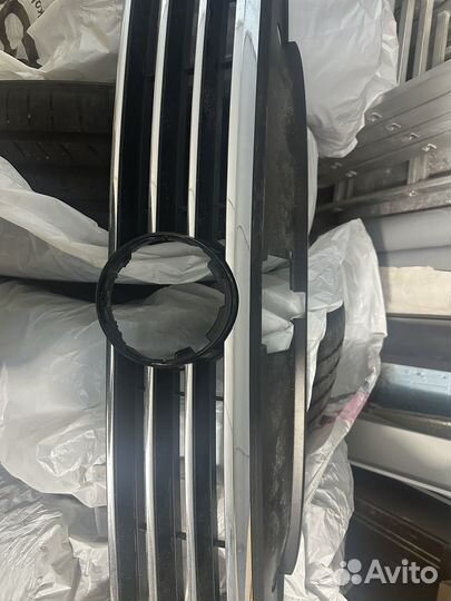 Решетка радиатора фольсваген пассат б8