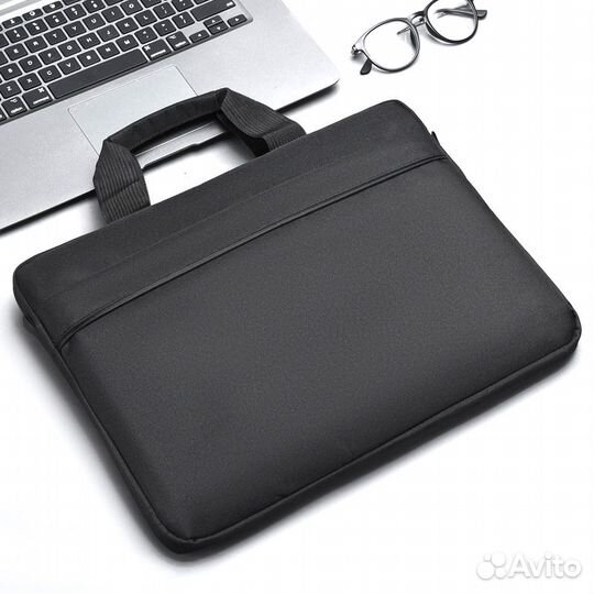 Сумка для ноутбука 15.6 новая черный цвет