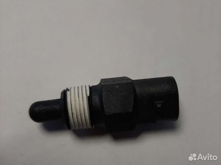 Датчик температуры воздуха detroit diesel 23515250