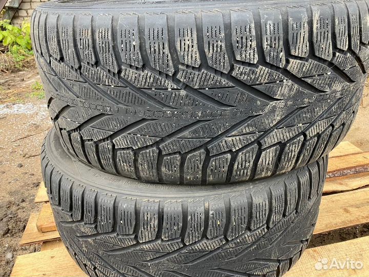 Nokian Tyres Hakka SUV 295/40 R21 111T