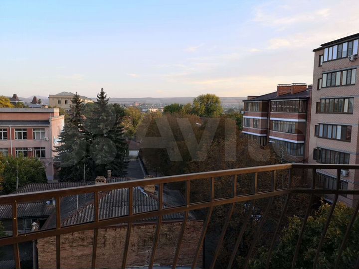 2-к. квартира, 48 м², 4/8 эт.