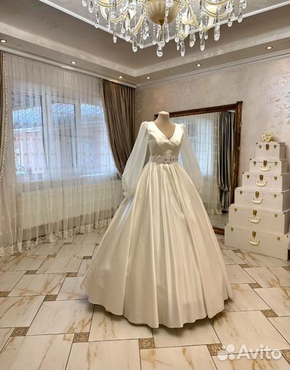 Свадебное платье