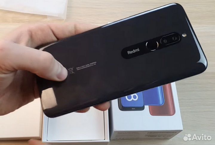 Xiaomi Redmi 8, 4/64 ГБ