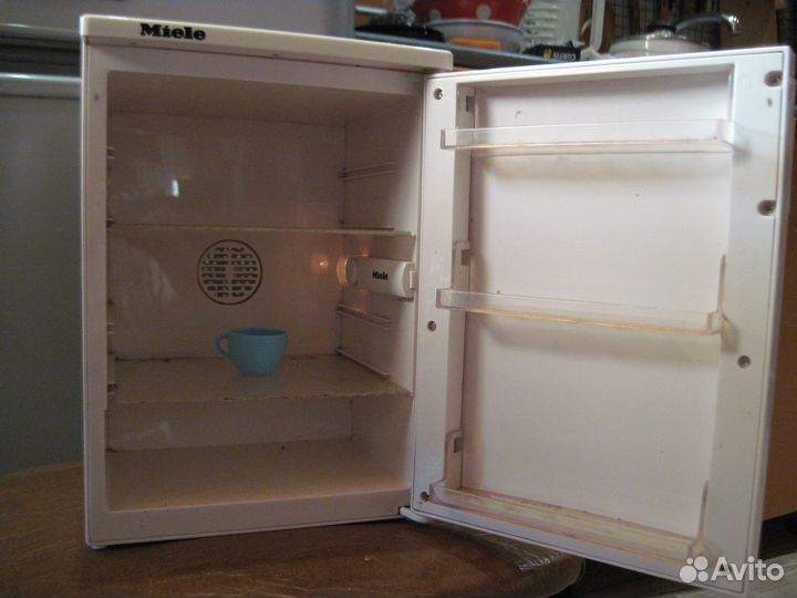 Детский холодильник miele