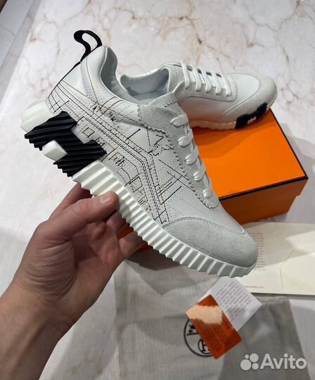 Кроссовки Hermes белые