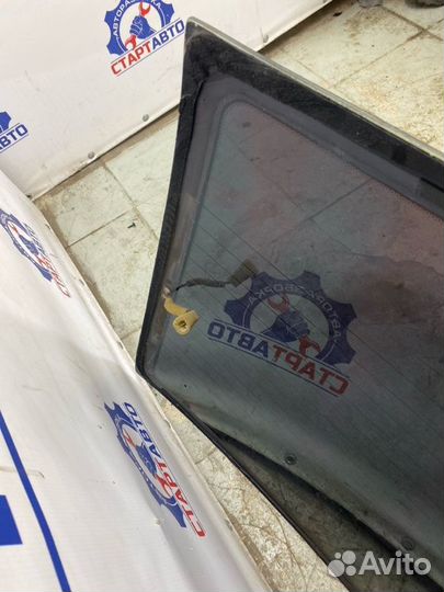 Стекло заднее Mitsubishi Lancer 9 4G18 2005