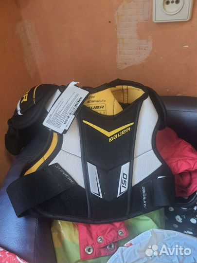 Нагрудник Bauer Supreme 150 shoulder pad Yth, р. S