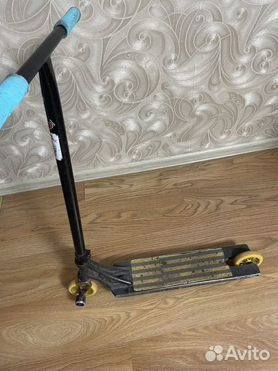 Трюковой самокат кастом