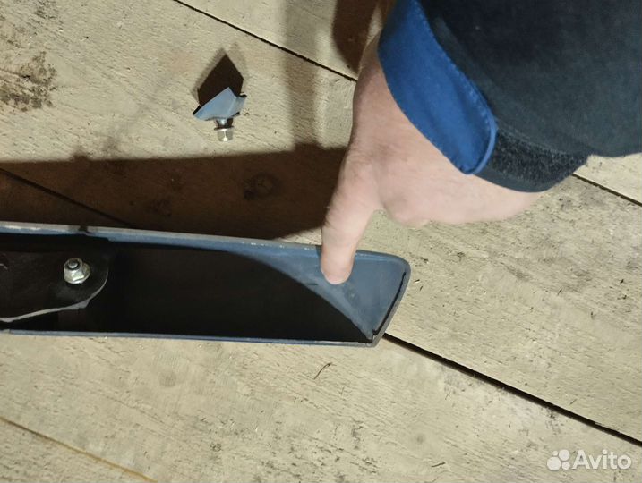 Накладка двери багажника Ford Mondeo 3