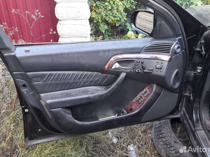 Безопасность мерседес 220, подушки, ремни