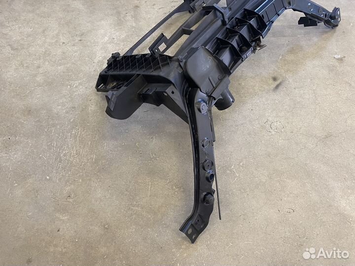 Передняя панель Ford Fusion