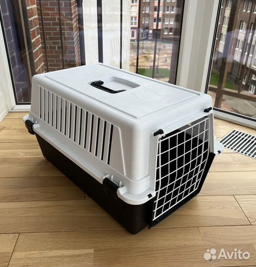 Переноска для кошек и собак