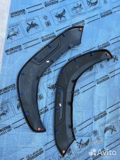 Расширители арок Toyota Hilux