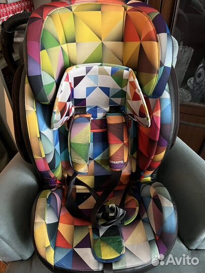 Автокресло cosatto hug