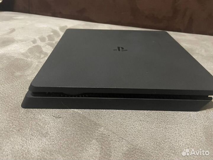 Sony PS4 slim