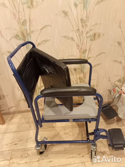 Кресло коляска для инвалидов