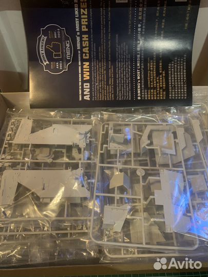 Сборная модель бульдозера D9R