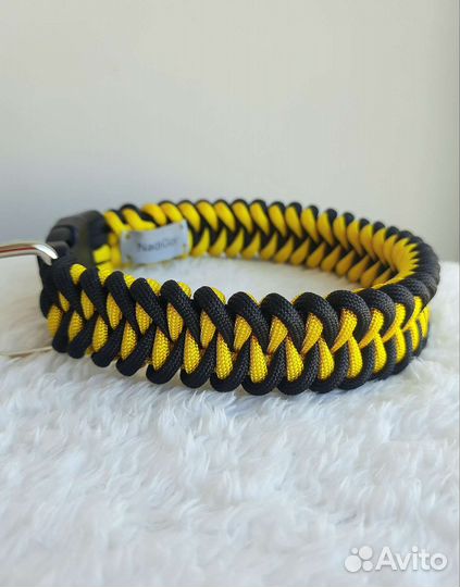 Ошейник из паракорда