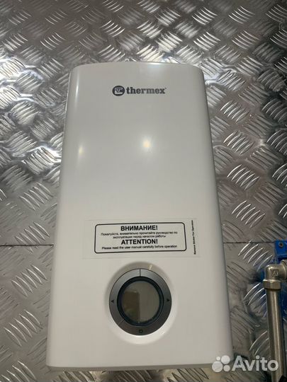 Электроводонагреватель проточный thermex Topflow