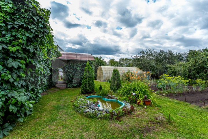 Дом 371,6 м² на участке 11,8 сот.