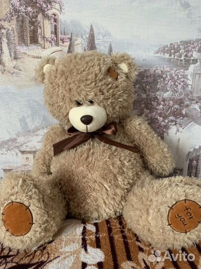 Плюшевый медведь