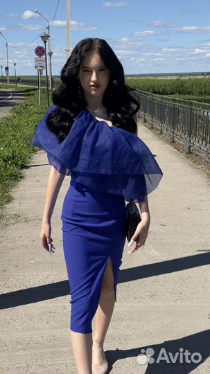 Вечернее платье