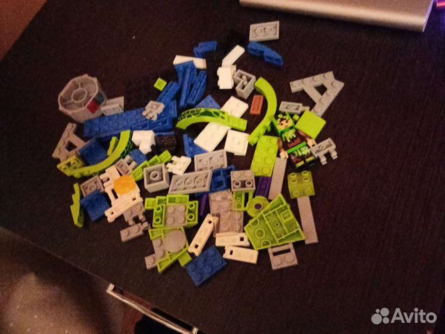 Детали лего