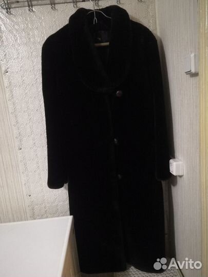 Шуба женская мутоновая 52 размер