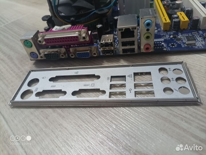 Материнская плата с процессором intel E5200