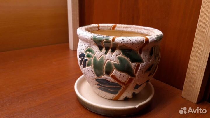 Горшок керамический (красивое)