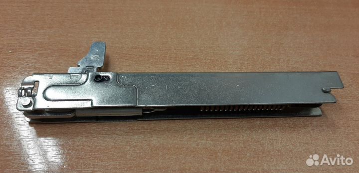 Шарнир двери духовки moravia 851196 зам.850079