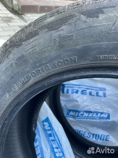 Bridgestone Dueler H/L 33 225/60 R18