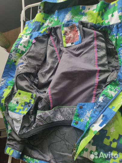 Сноубордическая куртка и штаны