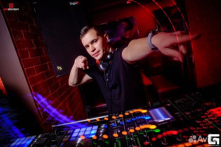 Dj с аппаратурой на свадьбу, корпоратив, выпускной