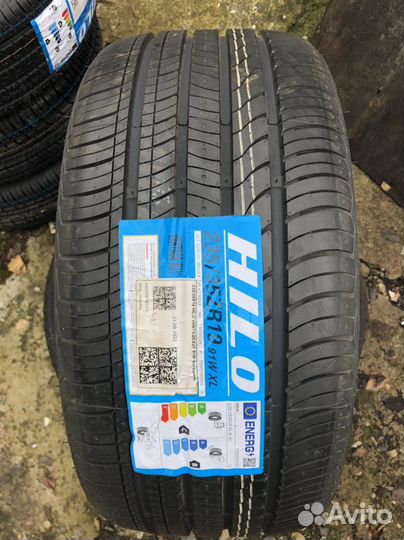 Hilo Vantage XU1 275/35 R19 100W