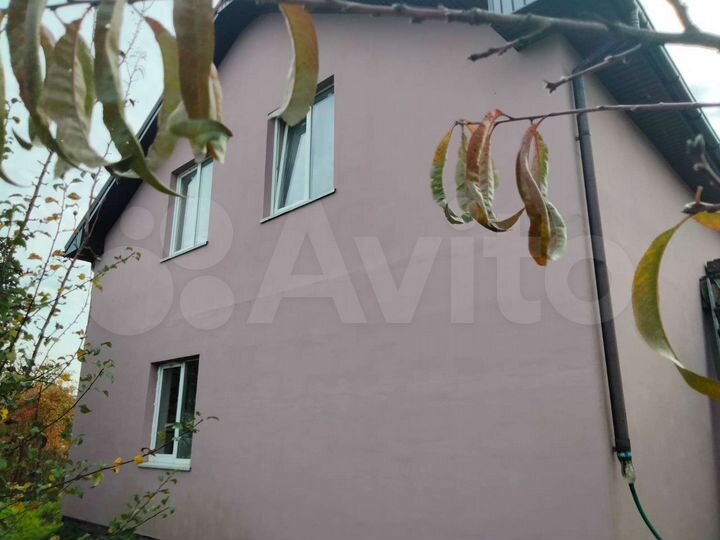 Коттедж 220 м² на участке 5,8 сот.