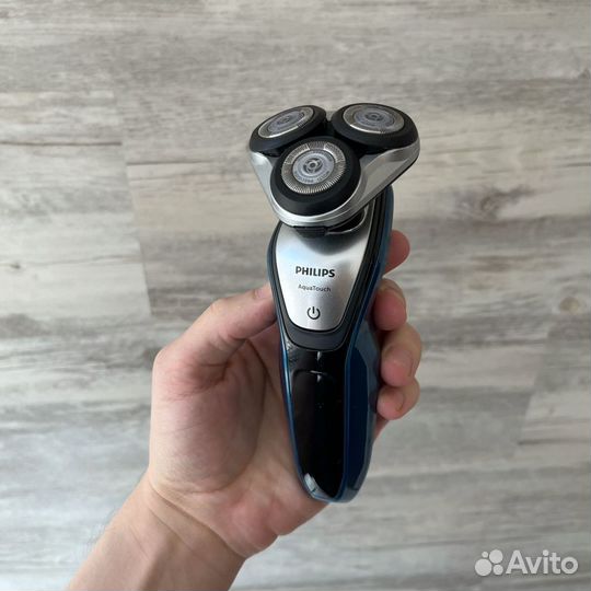 Бритва роторная Philips S5420