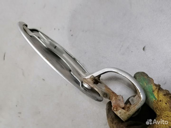 Лючок бензобака Chrysler Concorde 1998-2004