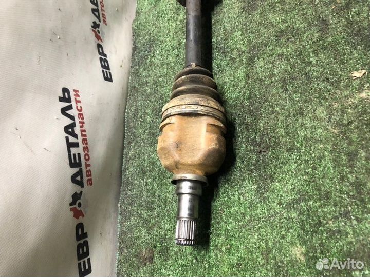 Полуось правый Toyota Carina седан 1.6 4AFE 1996