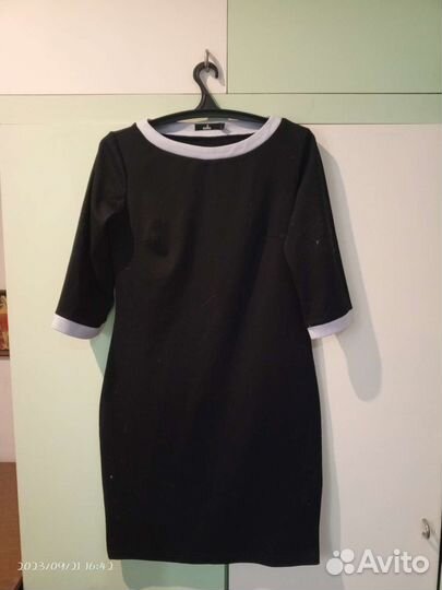 Платья пакетом. Размеры: 40, 42 44