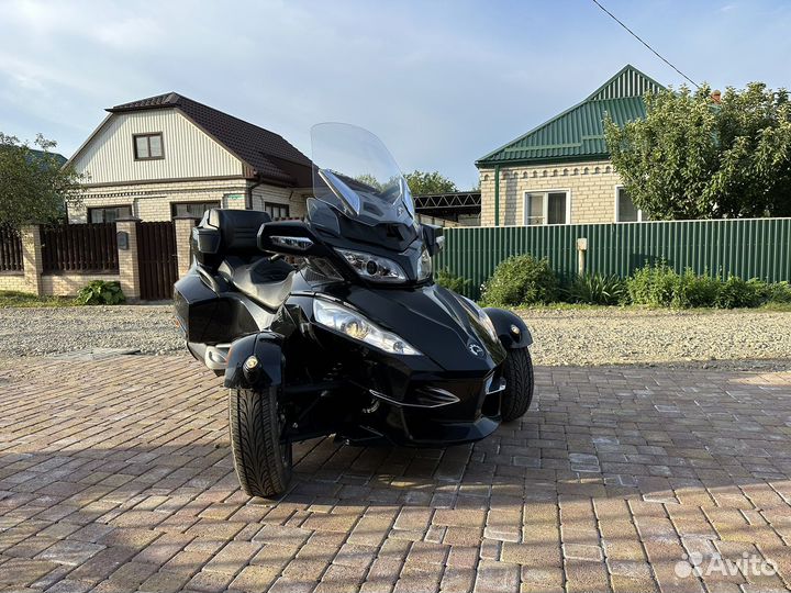 Трицикл brp can-am
