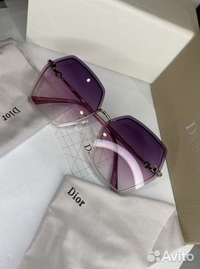 Солнцезащитные очки