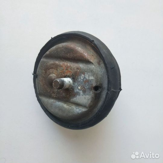 Подушка двигателя BMW 5 E39 M52/M54