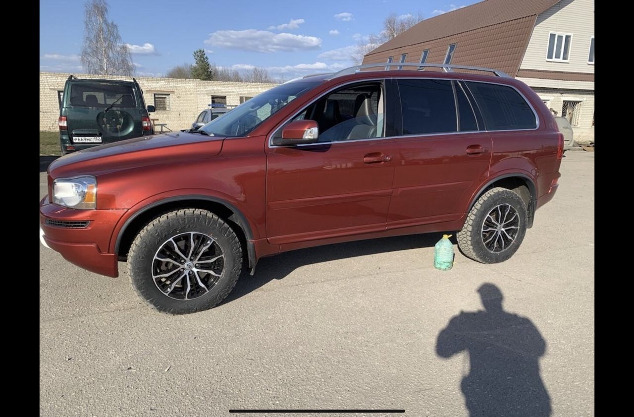 Volvo XC90: фото владельца