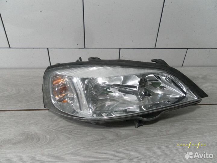Фара правая Опель Астра G не оригинал