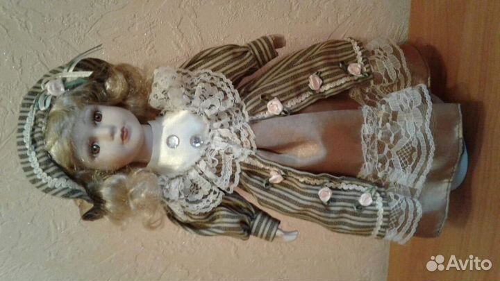 Статуэтка фарфоровая Кукла СССР