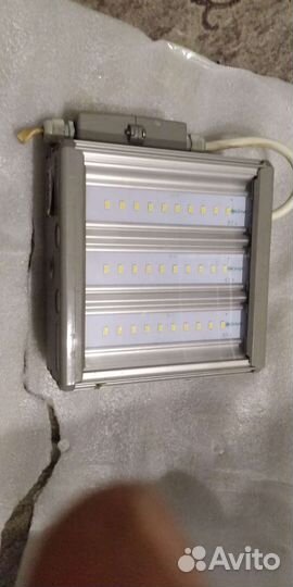 Светодиодный светильник