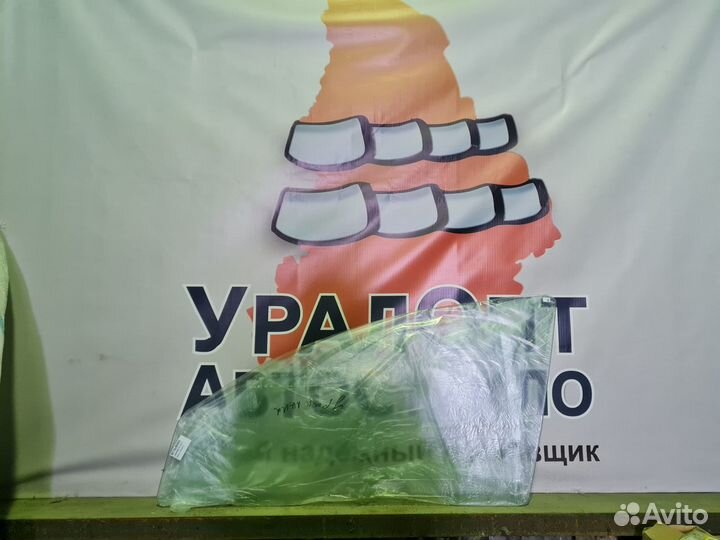 Боковое стекло Nissan Qashqai