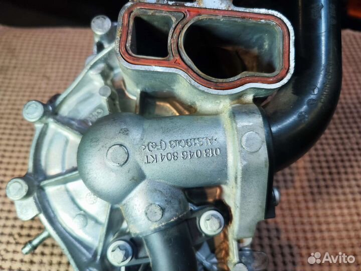 Насос водяной (помпа) Mercedes-Benz W212 OM651